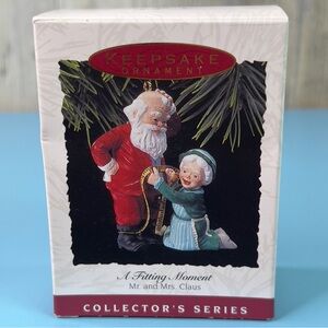 Hallmark Keepsake Ornament A Fitting Moment Mr. & Mrs. Claus Handcrafted 1993